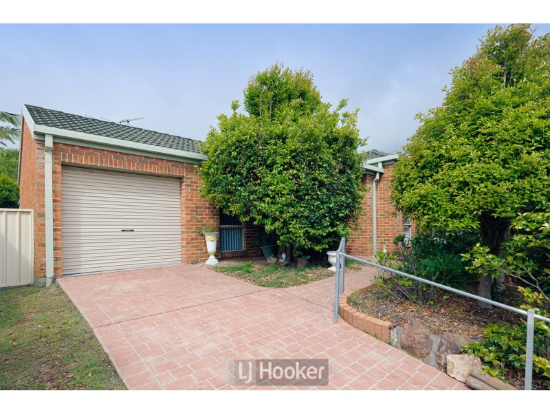 8 Nelmes Close, Toronto NSW 2283