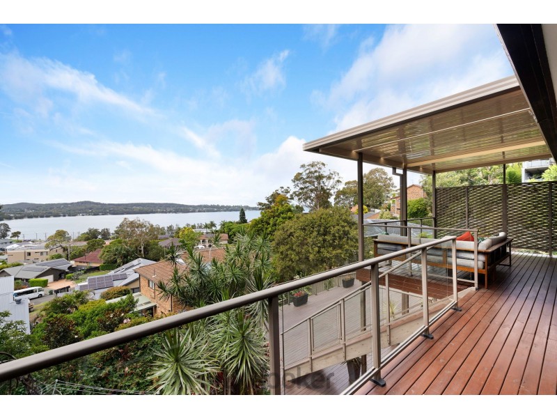 12 Thompson Road, Speers Point NSW 2284