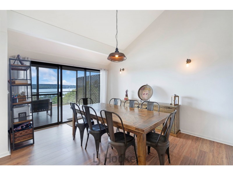 12 Thompson Road, Speers Point NSW 2284