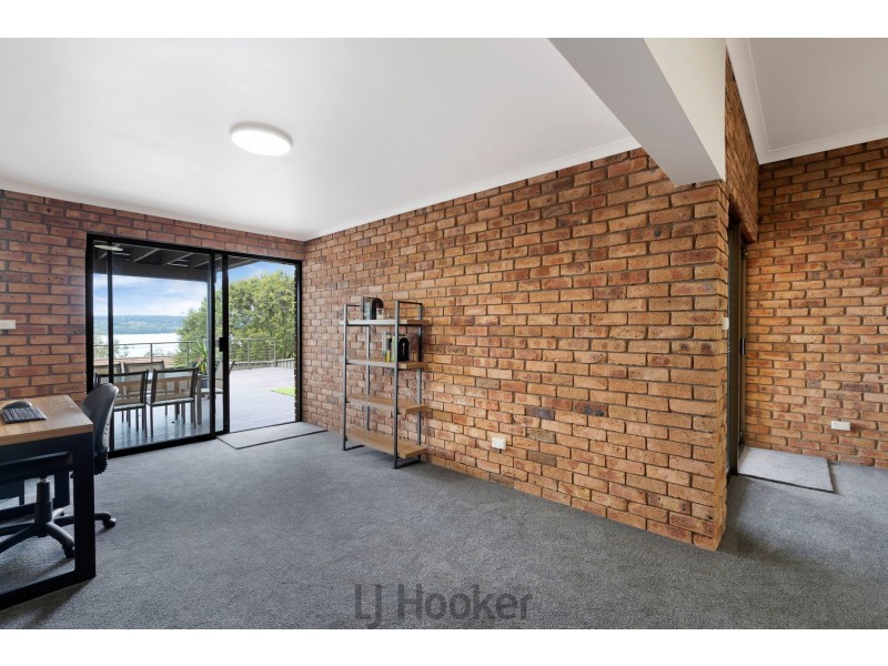 12 Thompson Road, Speers Point NSW 2284