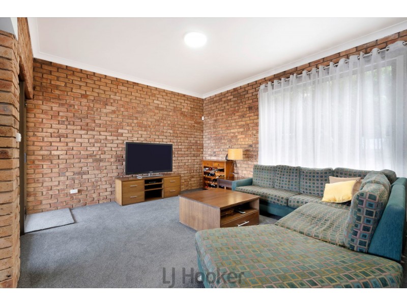 12 Thompson Road, Speers Point NSW 2284