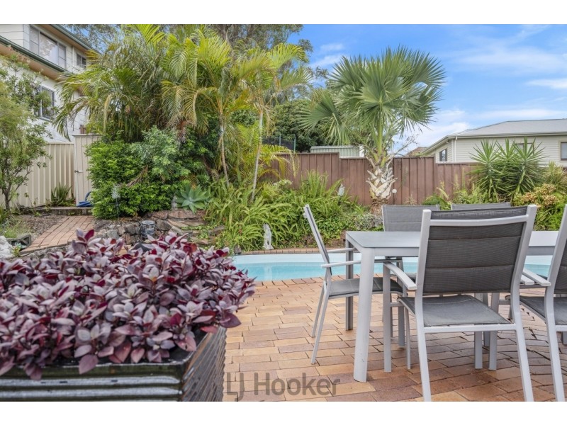 1 Blandford Street, Fennell Bay NSW 2283