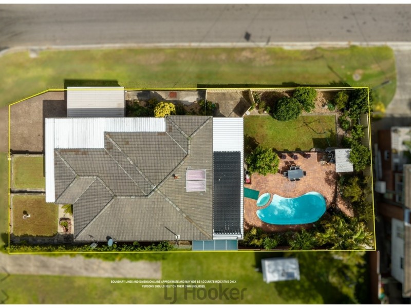 1 Blandford Street, Fennell Bay NSW 2283