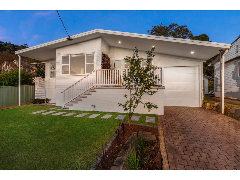 8 Farm Street, Speers Point NSW 2284