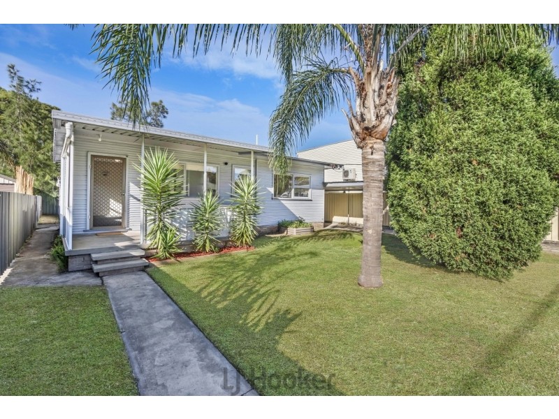 4 Awaba Street, Fassifern NSW 2283