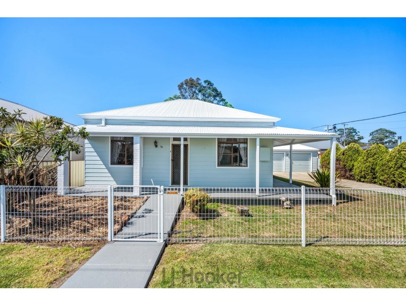 12 Macquarie Street, Boolaroo NSW 2284