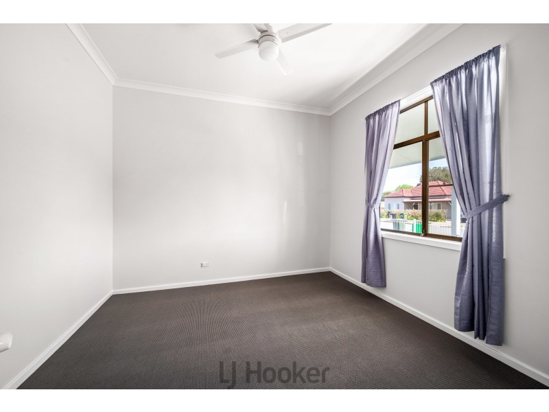 12 Macquarie Street, Boolaroo NSW 2284