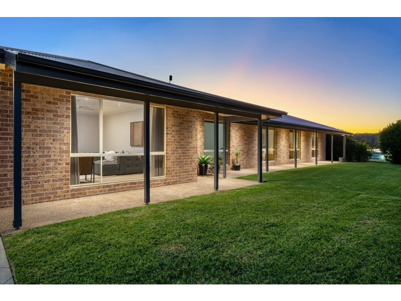 148 Lake Road, Elermore Vale NSW 2287