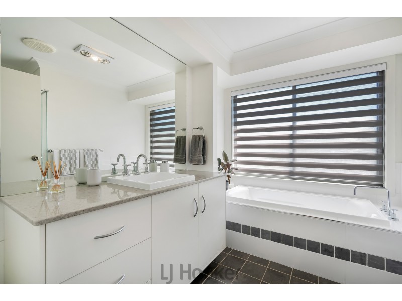 1 Lourie Close, Toronto NSW 2283