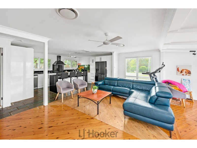 76 Lake View Road, Kilaben Bay NSW 2283