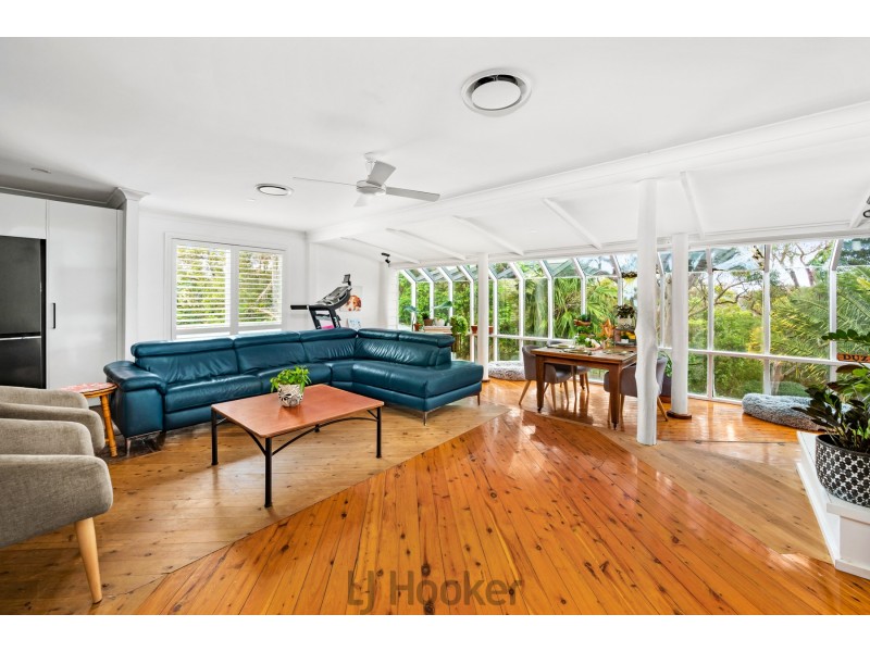 76 Lake View Road, Kilaben Bay NSW 2283