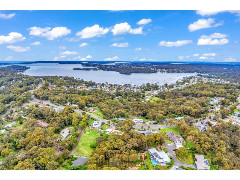 76 Lake View Road, Kilaben Bay NSW 2283
