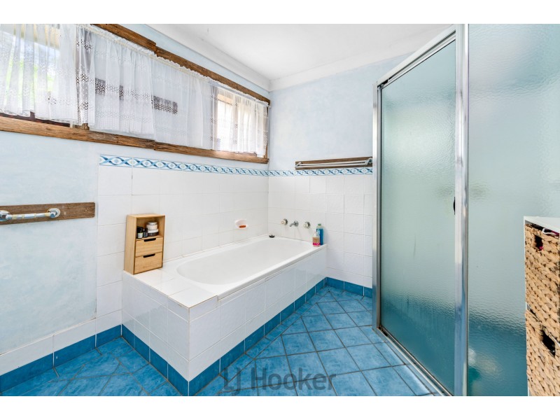 76 Lake View Road, Kilaben Bay NSW 2283