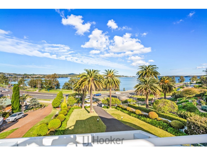 380 The Esplanade, Speers Point NSW 2284
