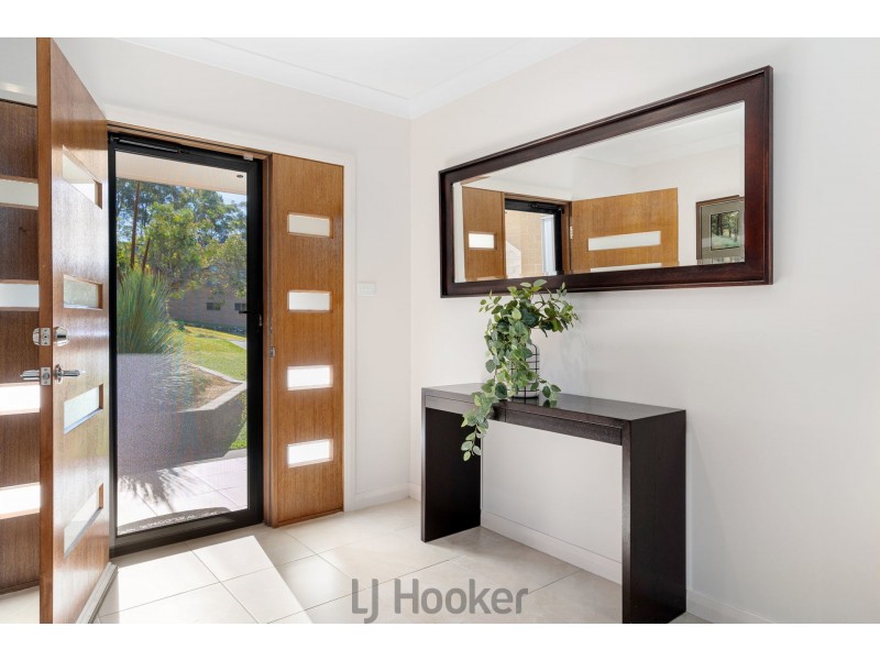 4 Rofe Street, Coal Point NSW 2283