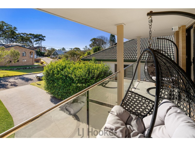 4 Rofe Street, Coal Point NSW 2283