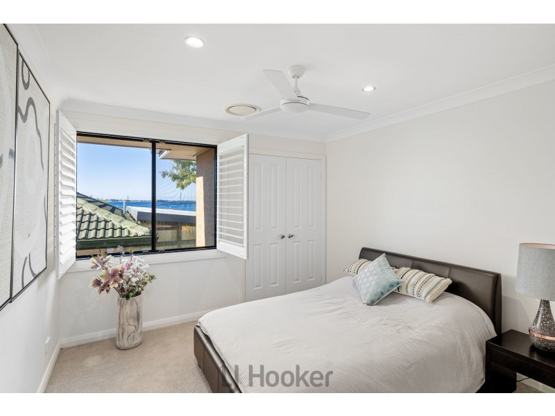4 Rofe Street, Coal Point NSW 2283