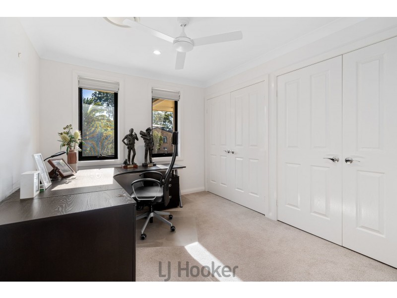 4 Rofe Street, Coal Point NSW 2283