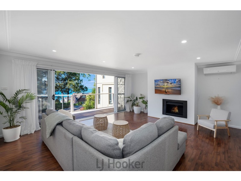 69 Skye Point Road, Coal Point NSW 2283