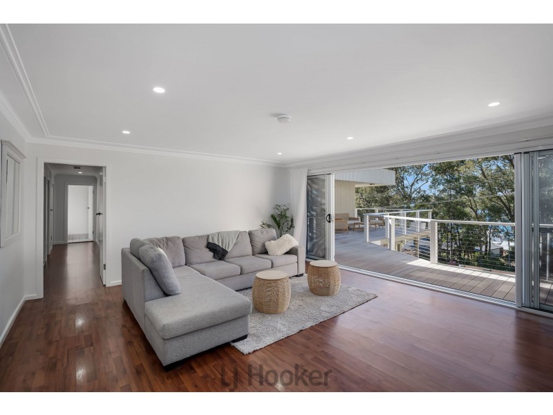 69 Skye Point Road, Coal Point NSW 2283
