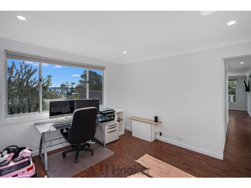 69 Skye Point Road, Coal Point NSW 2283