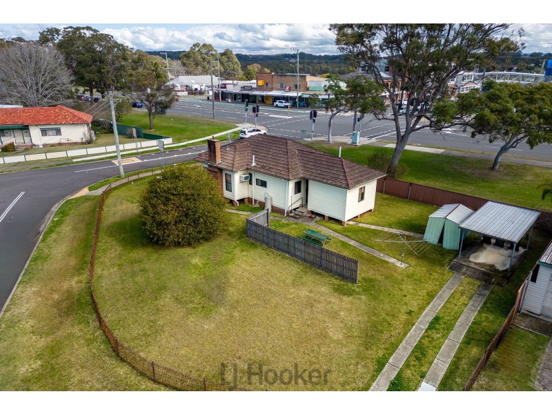 27 The Crescent, Gateshead NSW 2290