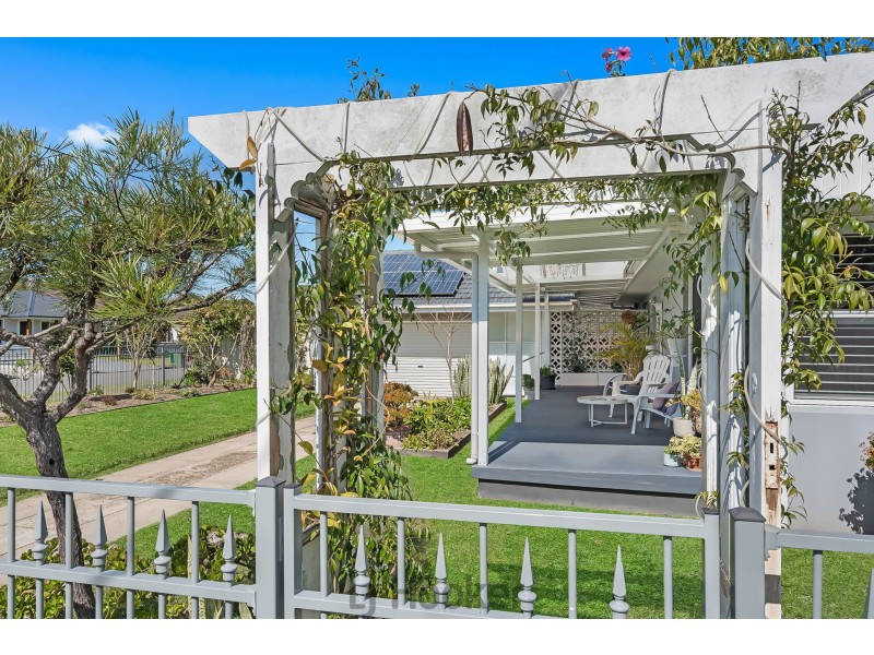 14 Park Road, Speers Point NSW 2284