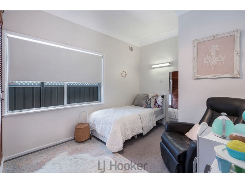 14 Park Road, Speers Point NSW 2284