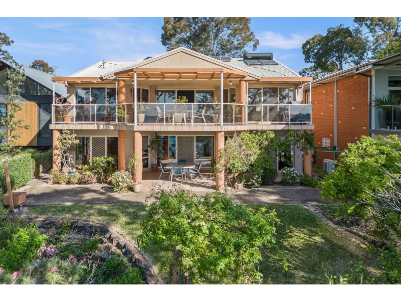 187 Watkins Road, Wangi Wangi NSW 2267