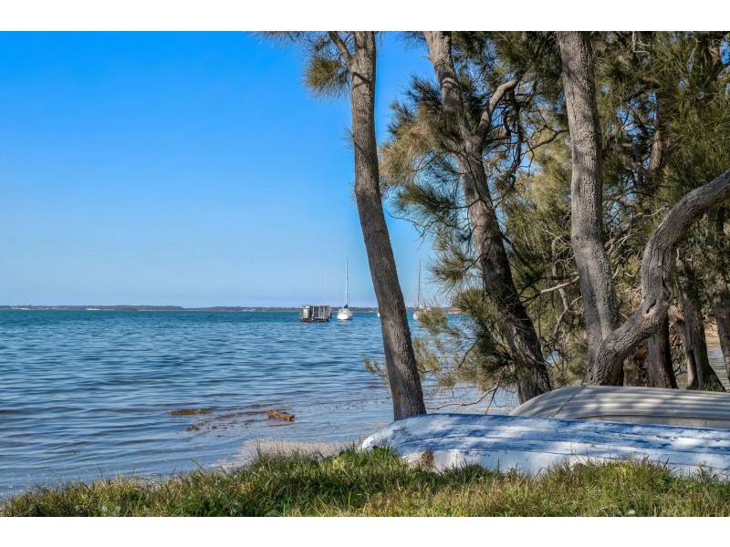 187 Watkins Road, Wangi Wangi NSW 2267