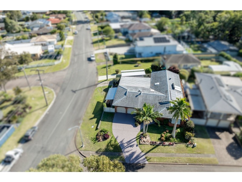 1 Wesley Close, Kilaben Bay NSW 2283