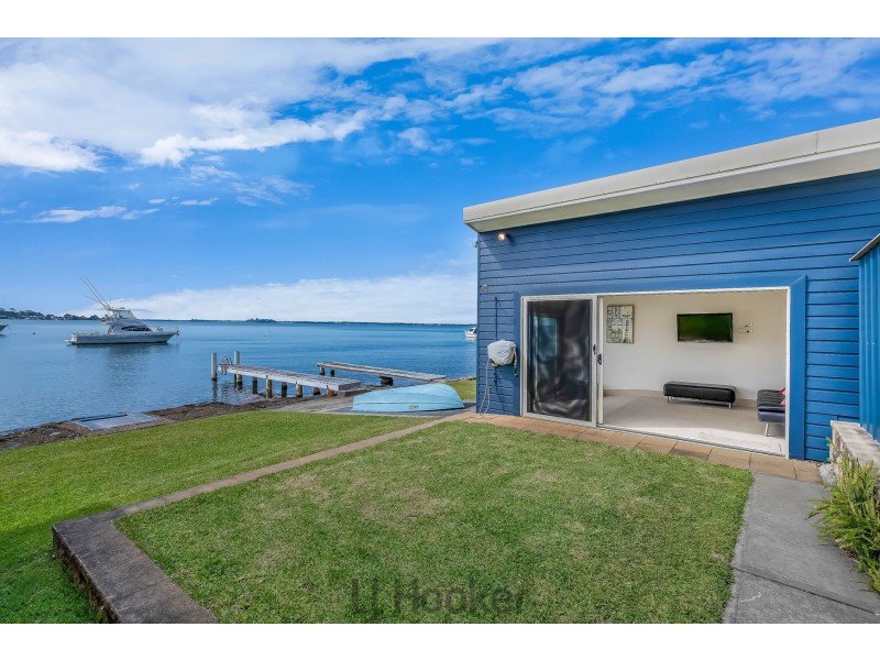 201 Fishing Point Road, Fishing Point NSW 2283