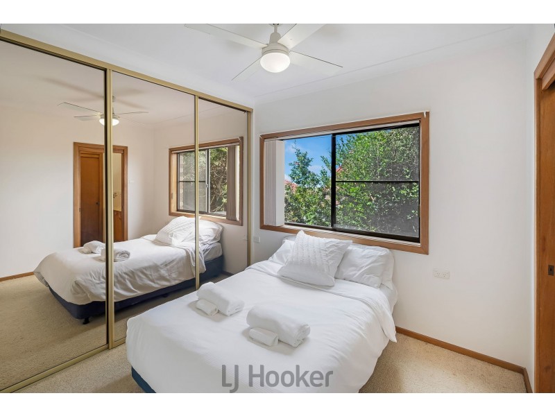 201 Fishing Point Road, Fishing Point NSW 2283