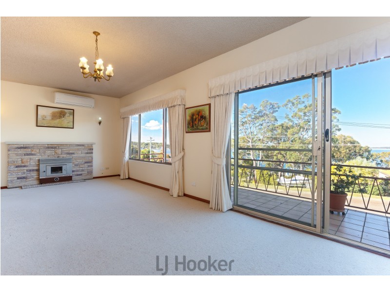 2 Sunlight Parade, Rathmines NSW 2283