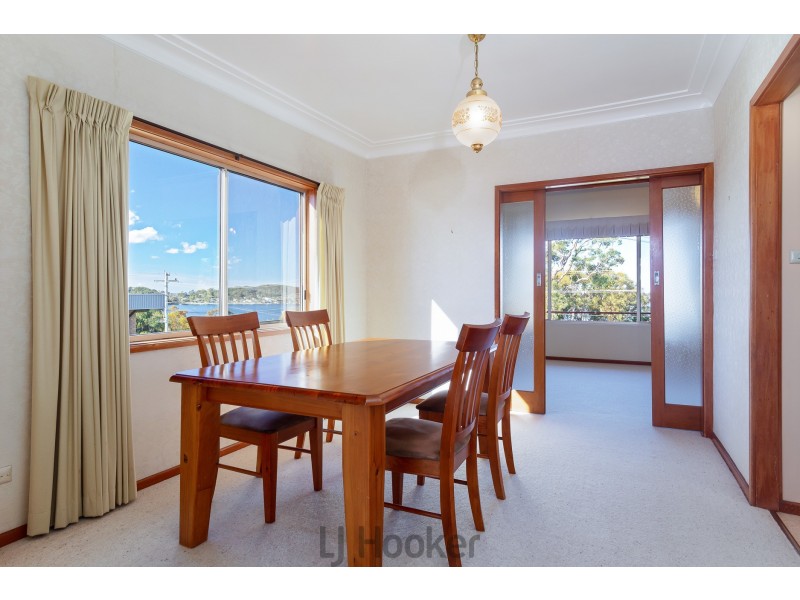 2 Sunlight Parade, Rathmines NSW 2283