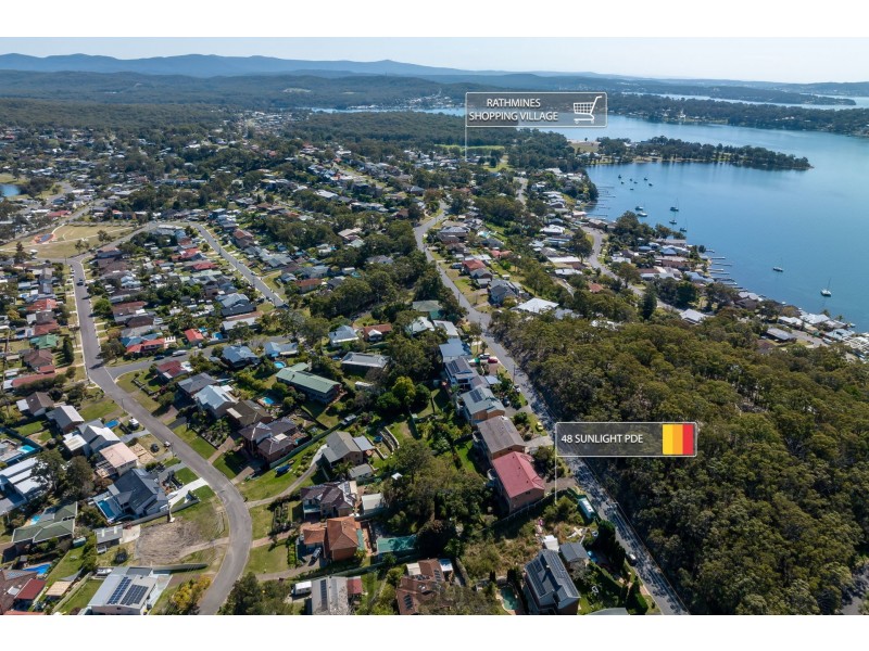 48 Sunlight Parade, Fishing Point NSW 2283