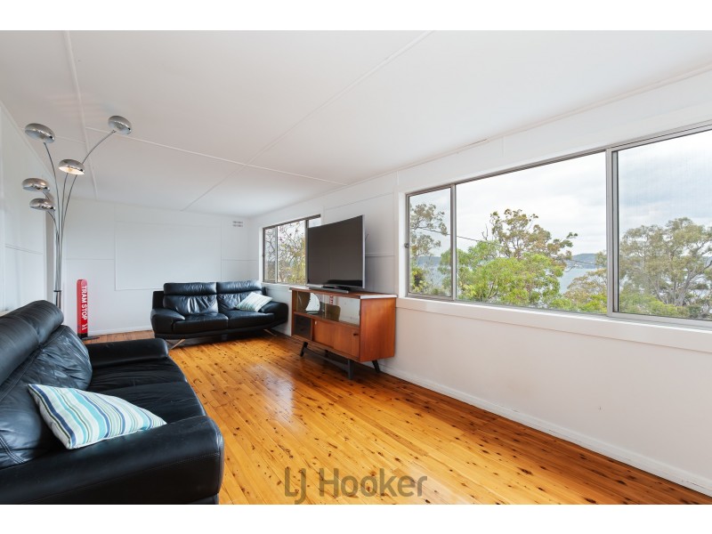 223 Fishing Point Road, Fishing Point NSW 2283