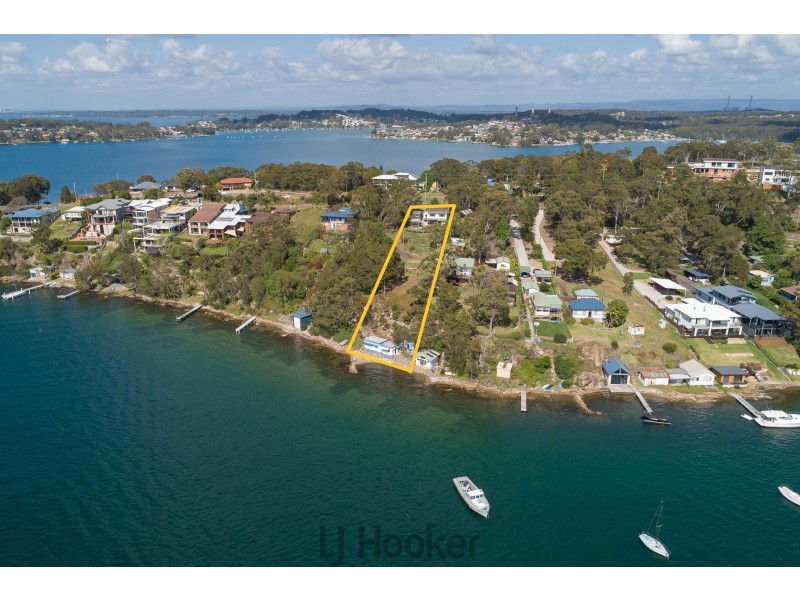 223 Fishing Point Road, Fishing Point NSW 2283