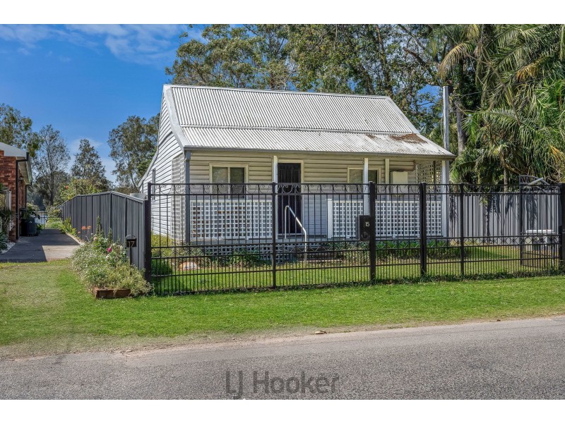 15 Venetia Avenue, Blackalls Park NSW 2283