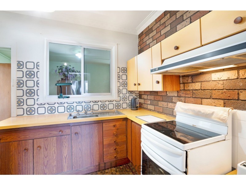 52 Excelsior Parade, Carey Bay NSW 2283