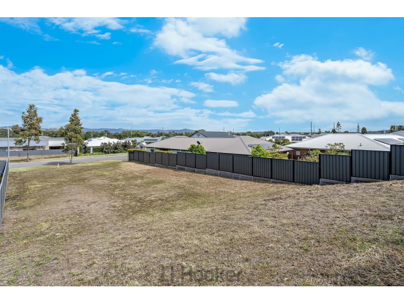 16 Guest Street, Boolaroo NSW 2284