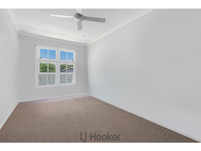 110 Sealand Road, Fishing Point NSW 2283