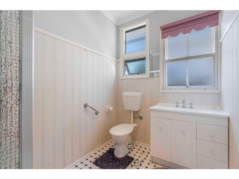 110 Sealand Road, Fishing Point NSW 2283
