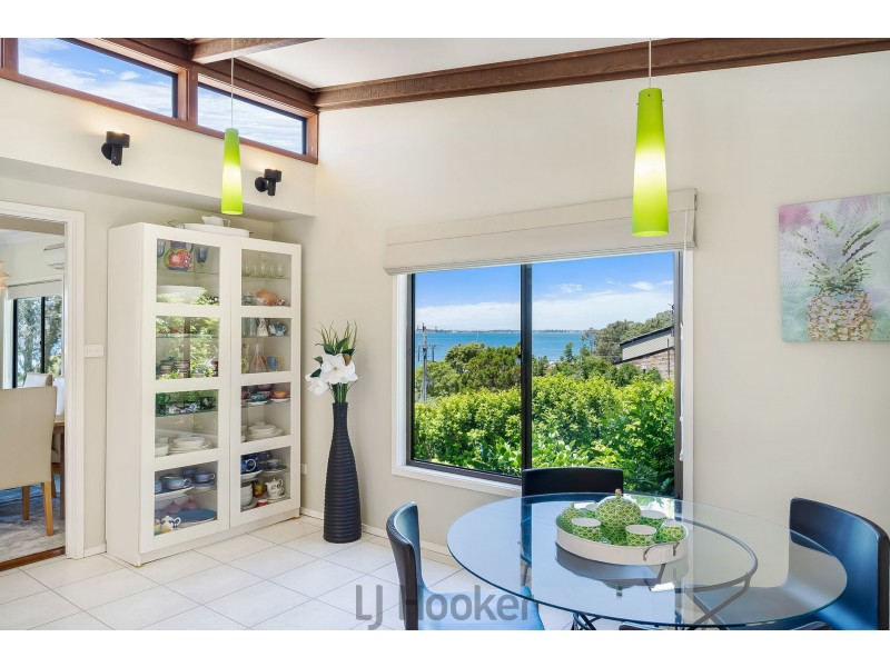 2 Amelia Street, Carey Bay NSW 2283