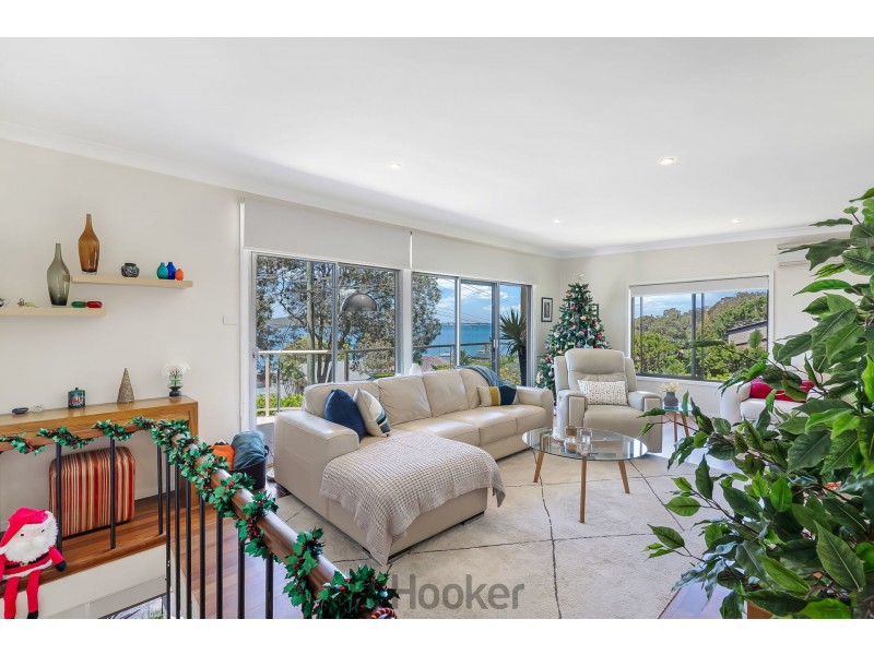 2 Amelia Street, Carey Bay NSW 2283
