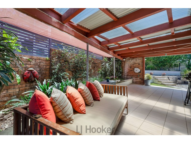 2 Amelia Street, Carey Bay NSW 2283