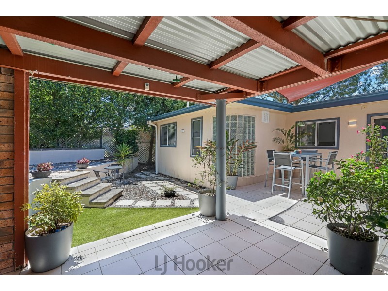 2 Amelia Street, Carey Bay NSW 2283