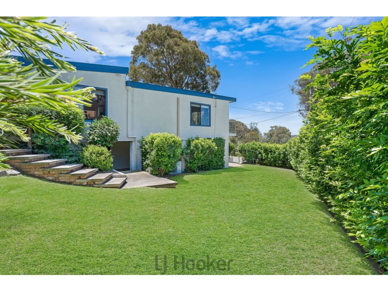 2 Amelia Street, Carey Bay NSW 2283