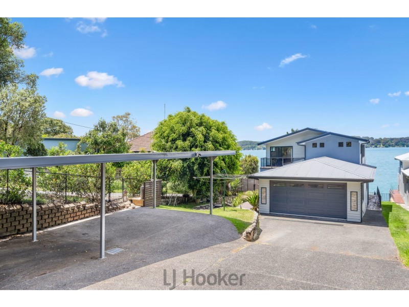 209 Fishing Point Road, Fishing Point NSW 2283