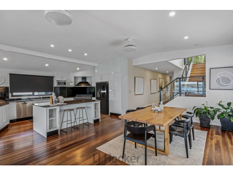 209 Fishing Point Road, Fishing Point NSW 2283
